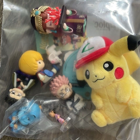 Toys - Picture 1 of 1